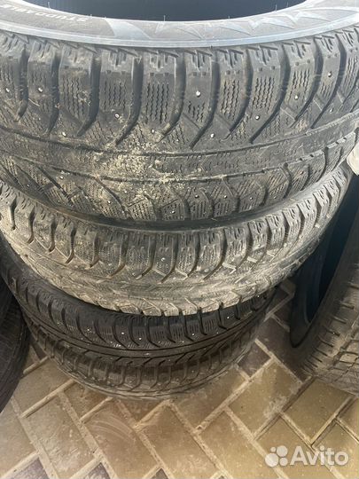 Bridgestone Ice Cruiser 7000S 225/65 R17 106T