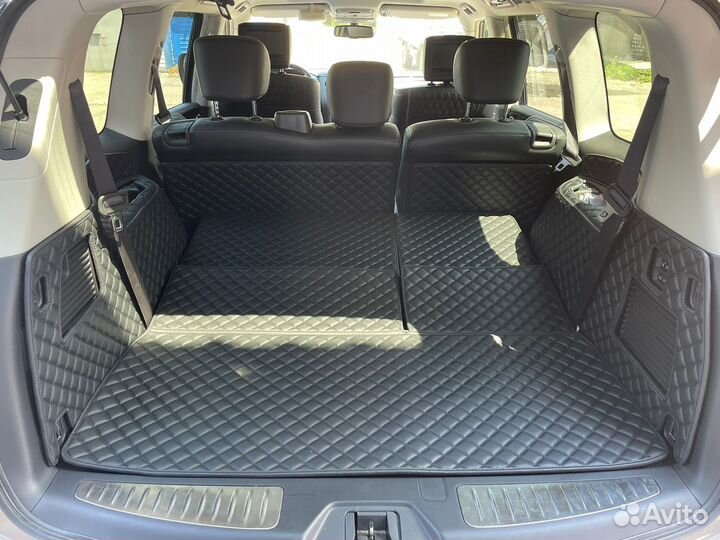 Коврик в багажник Infiniti QX