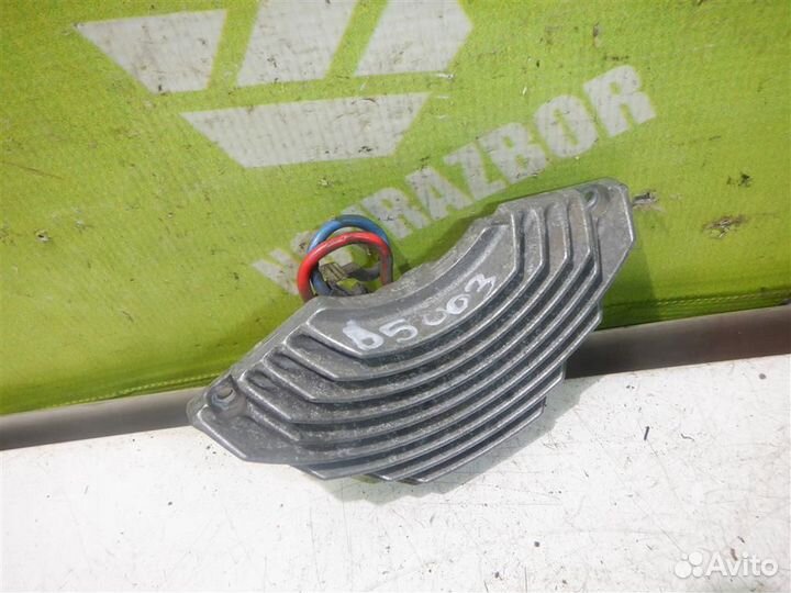 Резистор отопителя Фольксваген Пассат Б5