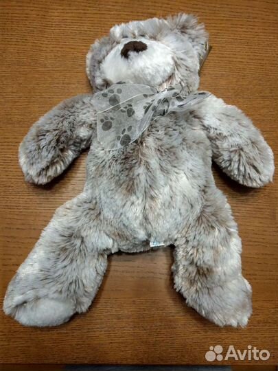 Плюшевый медведь