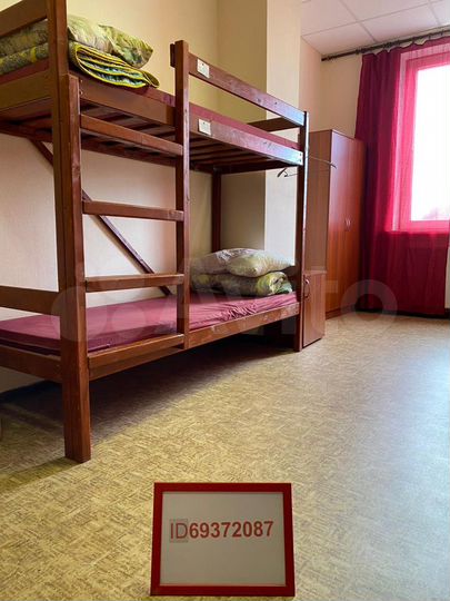 Комната 30 м² в > 9-к., 4/5 эт.