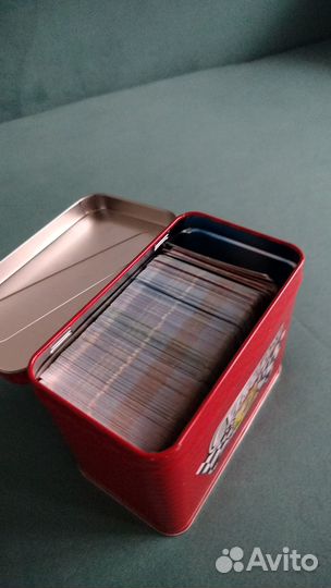 Коллекционные карточки Супергонки в железном боксе