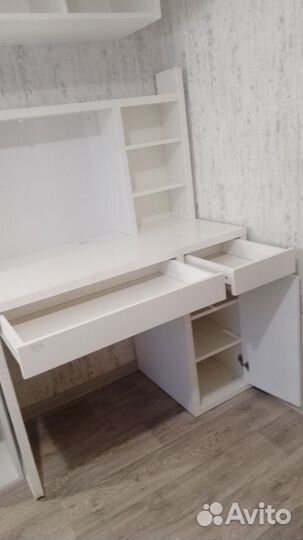 Школьный стол и стул IKEA