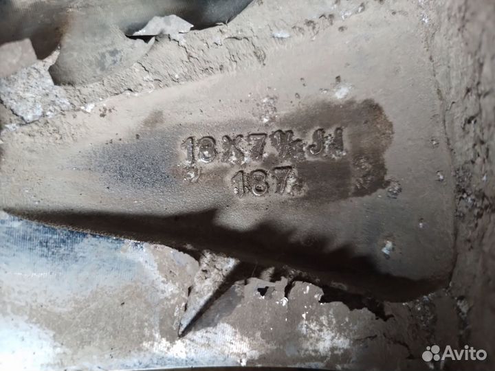 Диски r18 5x114,3