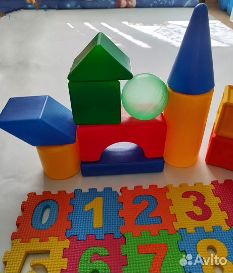 Развивающие игрушки пакетом
