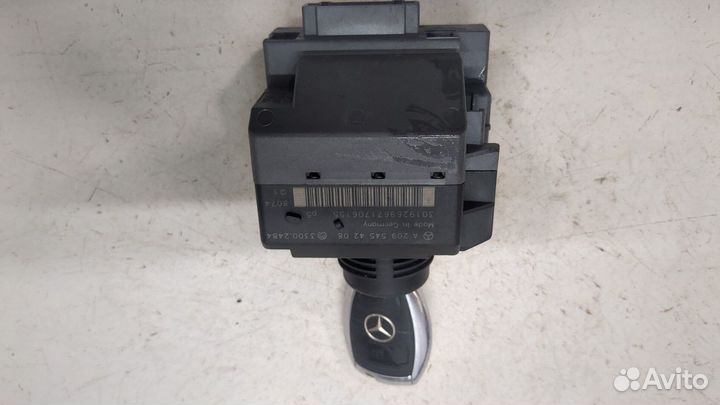 Замок зажигания Mercedes CLC
