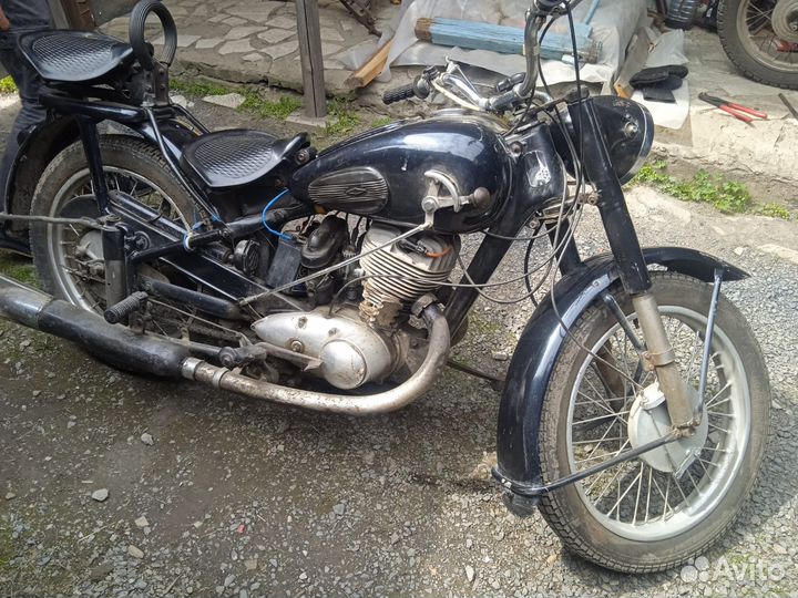 Мотоцикл иж-49