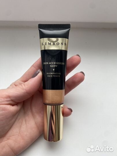 Сияющая база под макияж Limboss