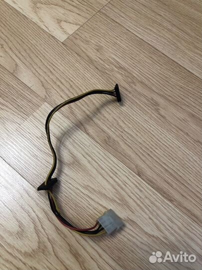 Переходник Molex to 2x SATA