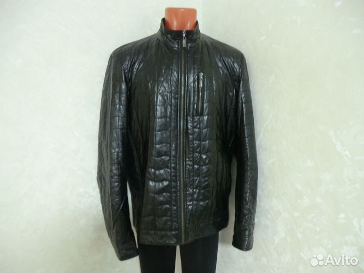 Курточка на осень 52-54 р-р.спорт.стиль