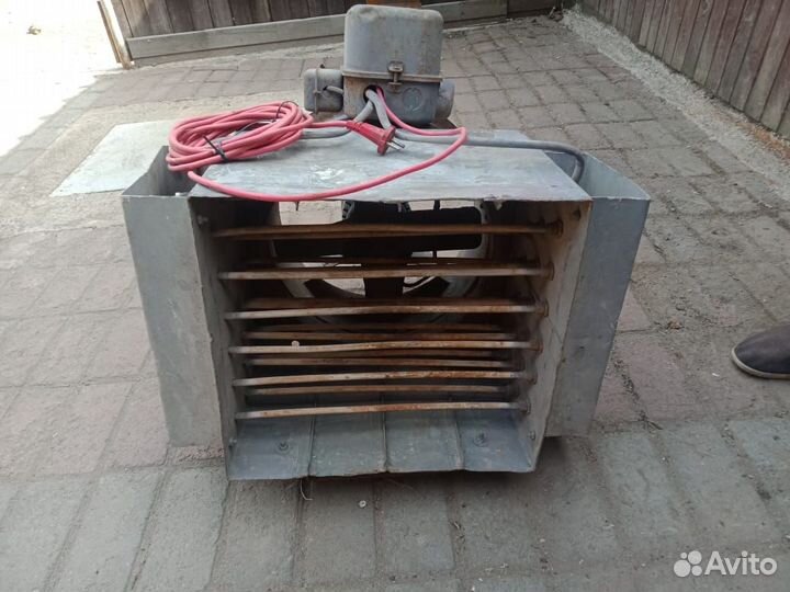 Тепловентилятор напольный промышленный