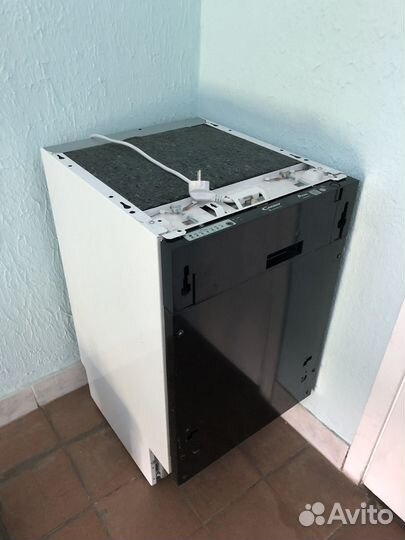 Посудомоечная машина 45 см бу - Candy CDI 9P52-07