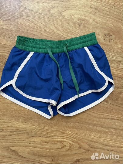 Шорты и костюм для плавания