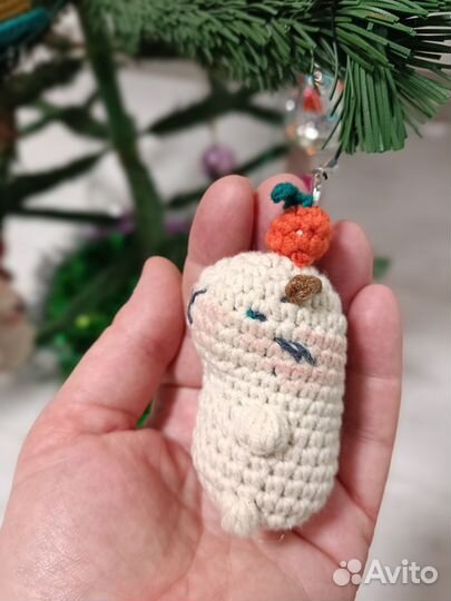 Креативные капибары. Брелок-игрушка с карабином