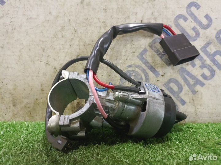 Замок зажигания LADA Granta седан 1.6 21116 2012
