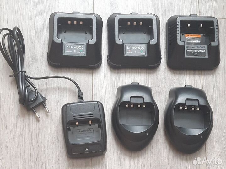 Зарядные устройства, гарнитура для радиостанций