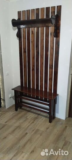 Вешалка в прихожую с обувницей