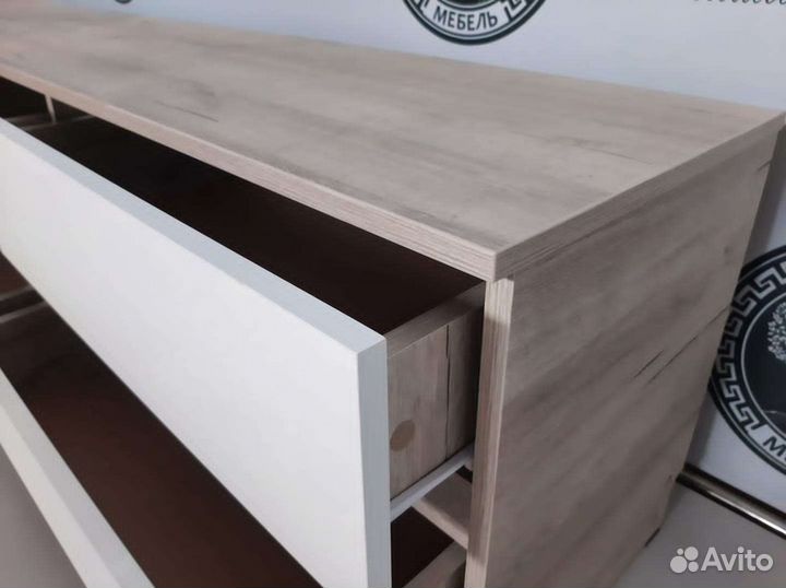 Тумба под телевизор