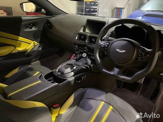 Aston Martin V8 Vantage 4.0 AT, 2018, 14 000 км объявление продам