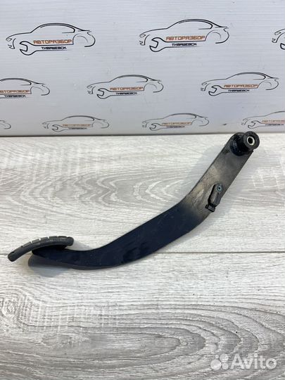 Педаль тормоза Рено Логан, Сандеро, Ларгус