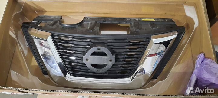 Nissan x trail t32 решетка радиатора