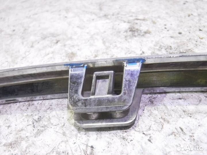 Молдинг заднего бампера