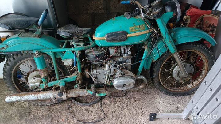 Мотоцикл Урал