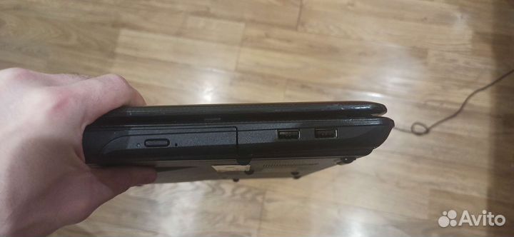 Asus K40IP Ноутбук для студентов / офиса