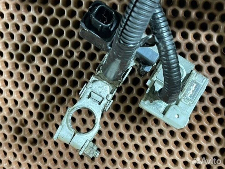 Клеммы аккумулятора Subaru Forester 4 SJ5 FB20