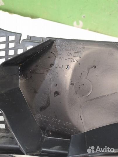 Решетка стеклоочистителя Рено Логан