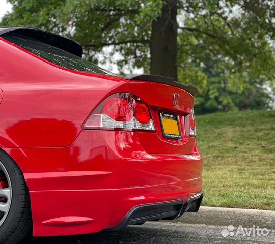 Спойлер на крышку багажника Honda Civic 8 4D