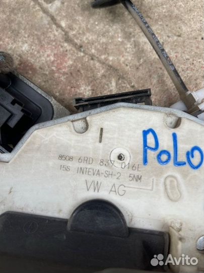 Замок двери передний правый Volkswagen Polo 5