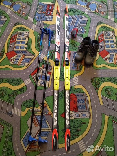 Беговые лыжи