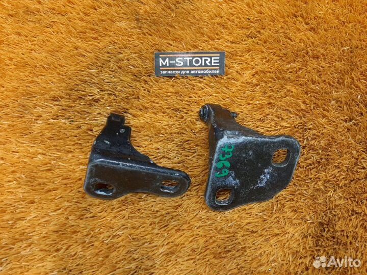 Петля двери левая Bmw 7-Series E66/65 N62B48B 2005