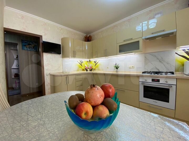 2-к. квартира, 67,7 м², 3/7 эт.