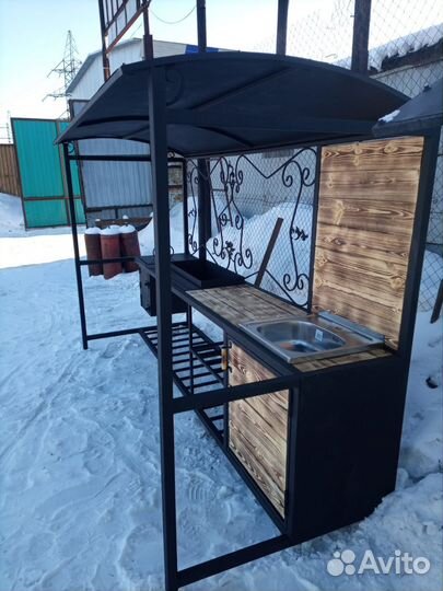 Мангал с крышей столешня казан