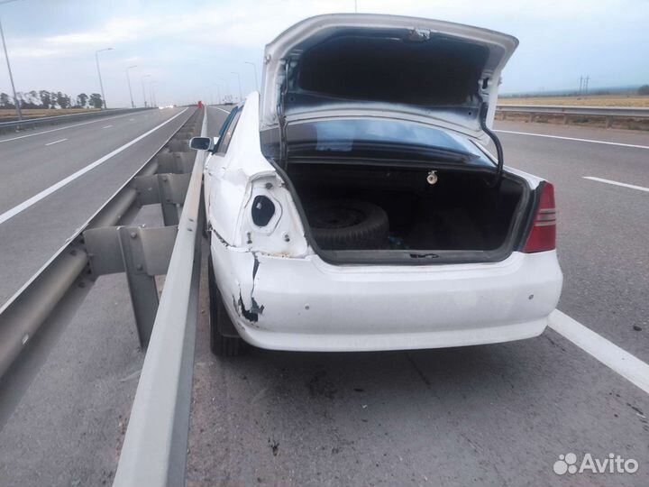 LIFAN Solano 1.6 МТ, 2011, битый, 245 000 км