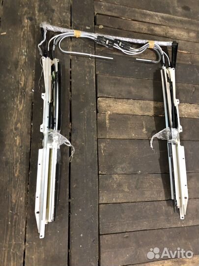 Механизм панорамной крыши Mercedes E-Class W207