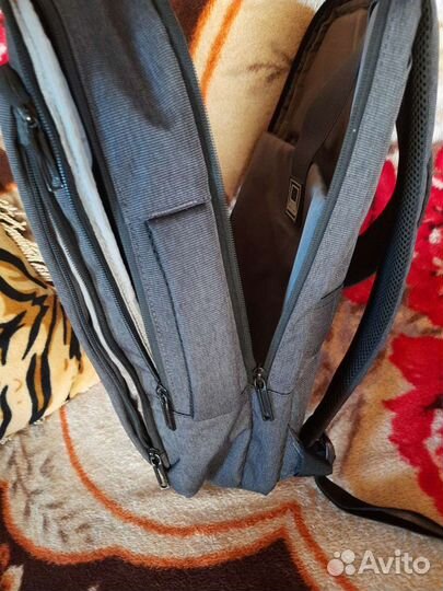 Школьные портфели