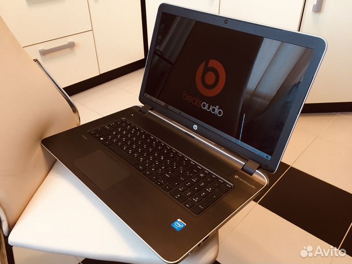 Ноутбук HP 17.3