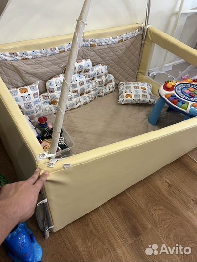 Манеж - игровая зона для ребенка