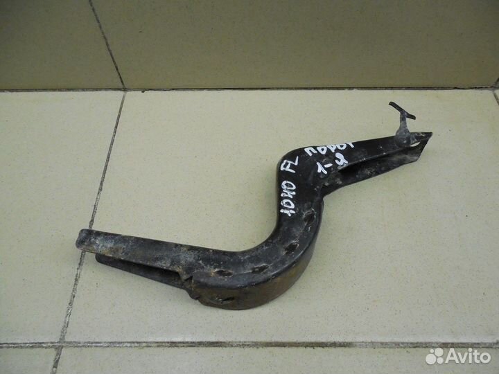 Кронштейн (сопут. товар) Hi Lux 2015