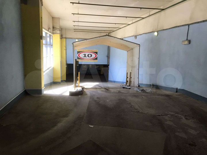 Машиноместо, 24 м²