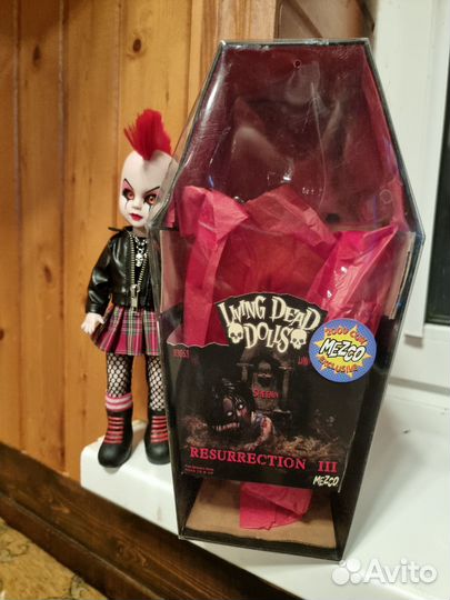 Living dead dolls Sheena Resurrection