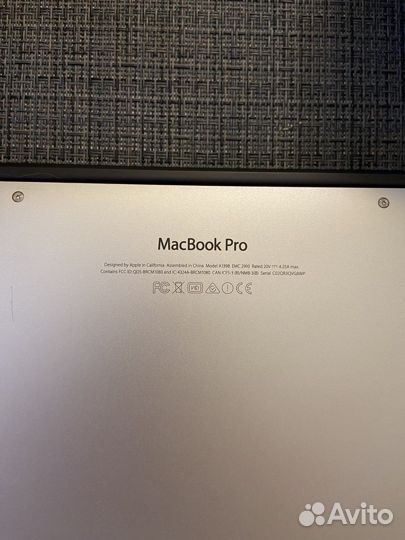 MacBook Pro Retina 15 2015 i7/16gb/512gb R9m370x