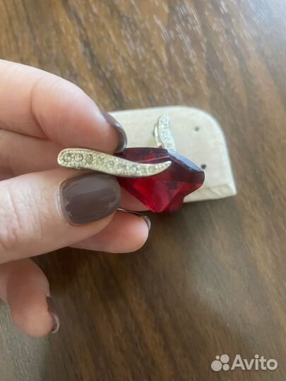 Серьги и подвеска