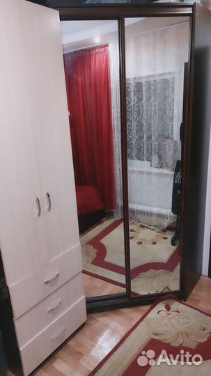 Угловой шкаф