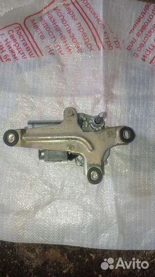 Моторчик заднего стеклоочистителя ваз