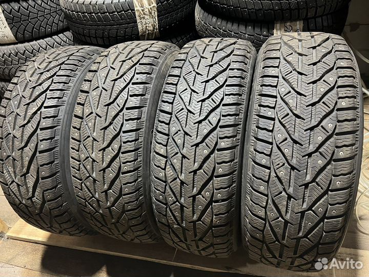 Tigar SUV Ice 215/65 R16