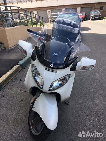 Suzuki Sky wave 650